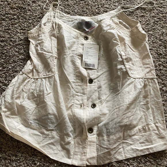 NWT top! - Picture 2 of 6